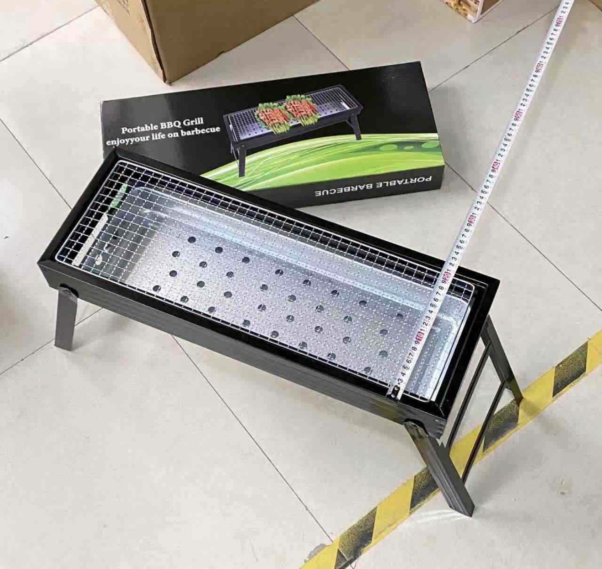 Prenosivi Rostilj Na Ćumur - Slika 2